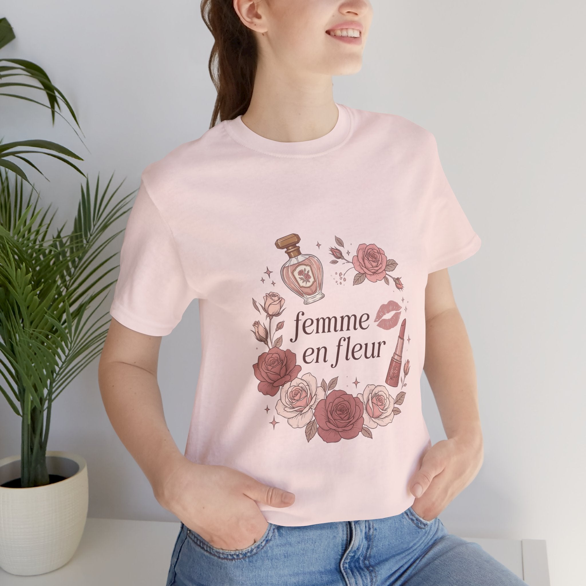 Femme en Fleur Tee
